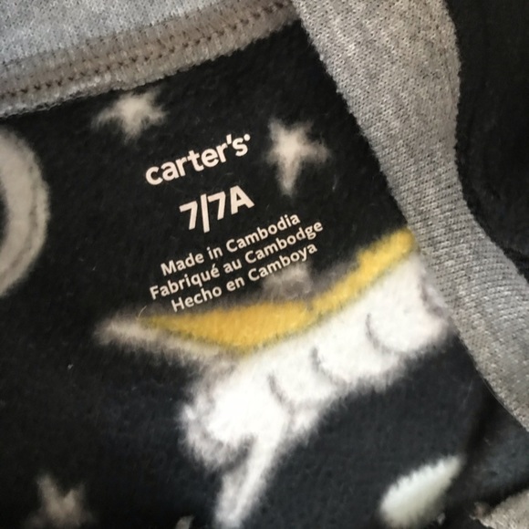 Carter’s footie pjs - Picture 3 of 3